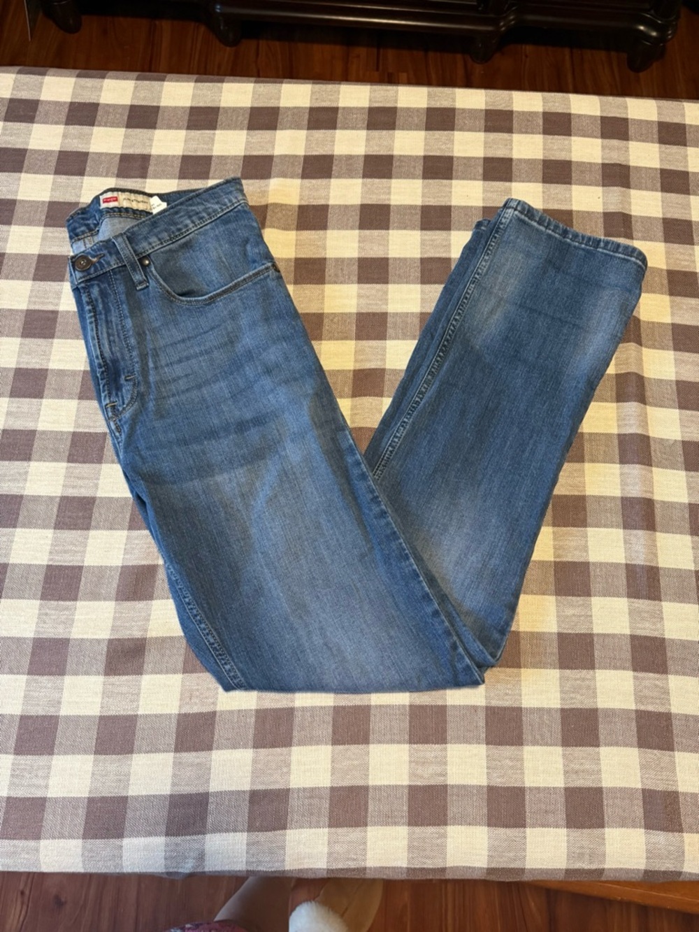 Wrangler Men's Medium Blue Straight Jeans